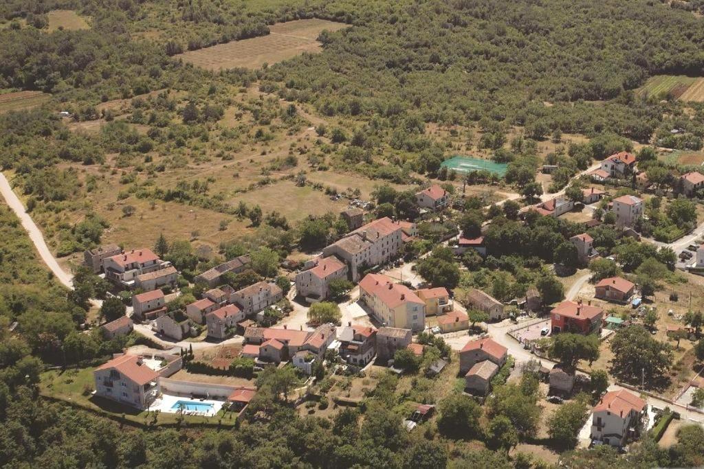 Villa Rustica Buje Exteriör bild