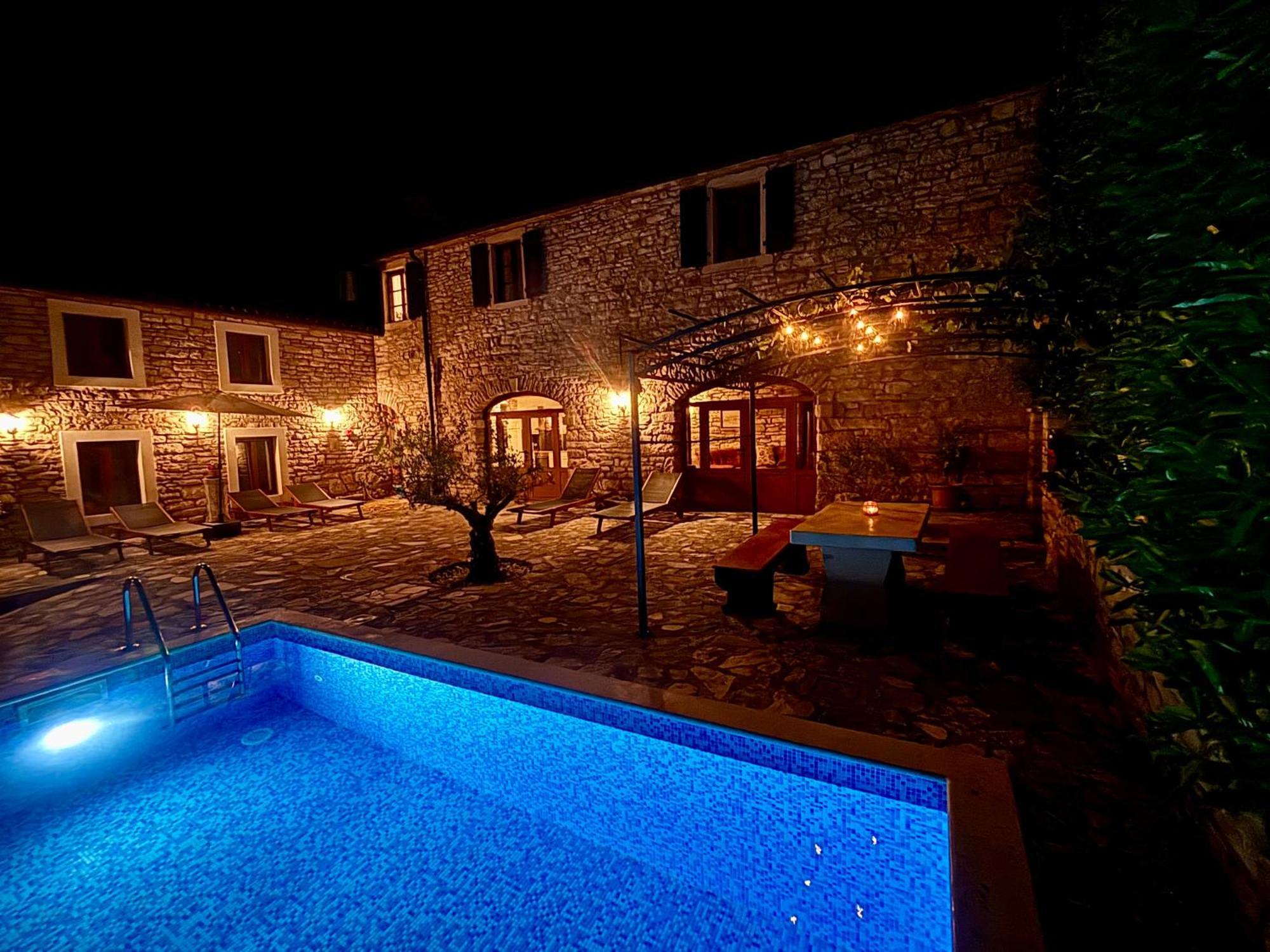Villa Rustica Buje Exteriör bild